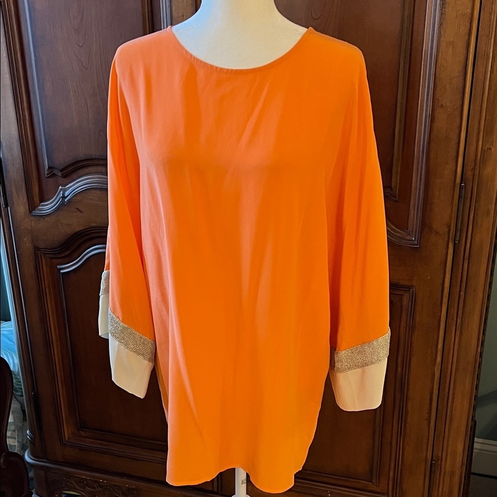 Chico's Black Label Vibrant Orange Blocked Sleeve Tunic w/ Gold accents, NWT, 10